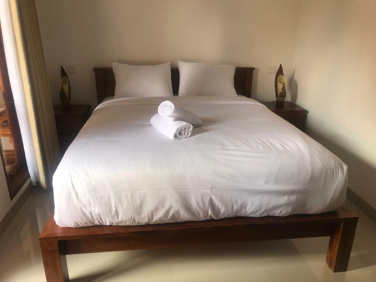 Raka & Rai Homestay チャングー エクステリア 写真
